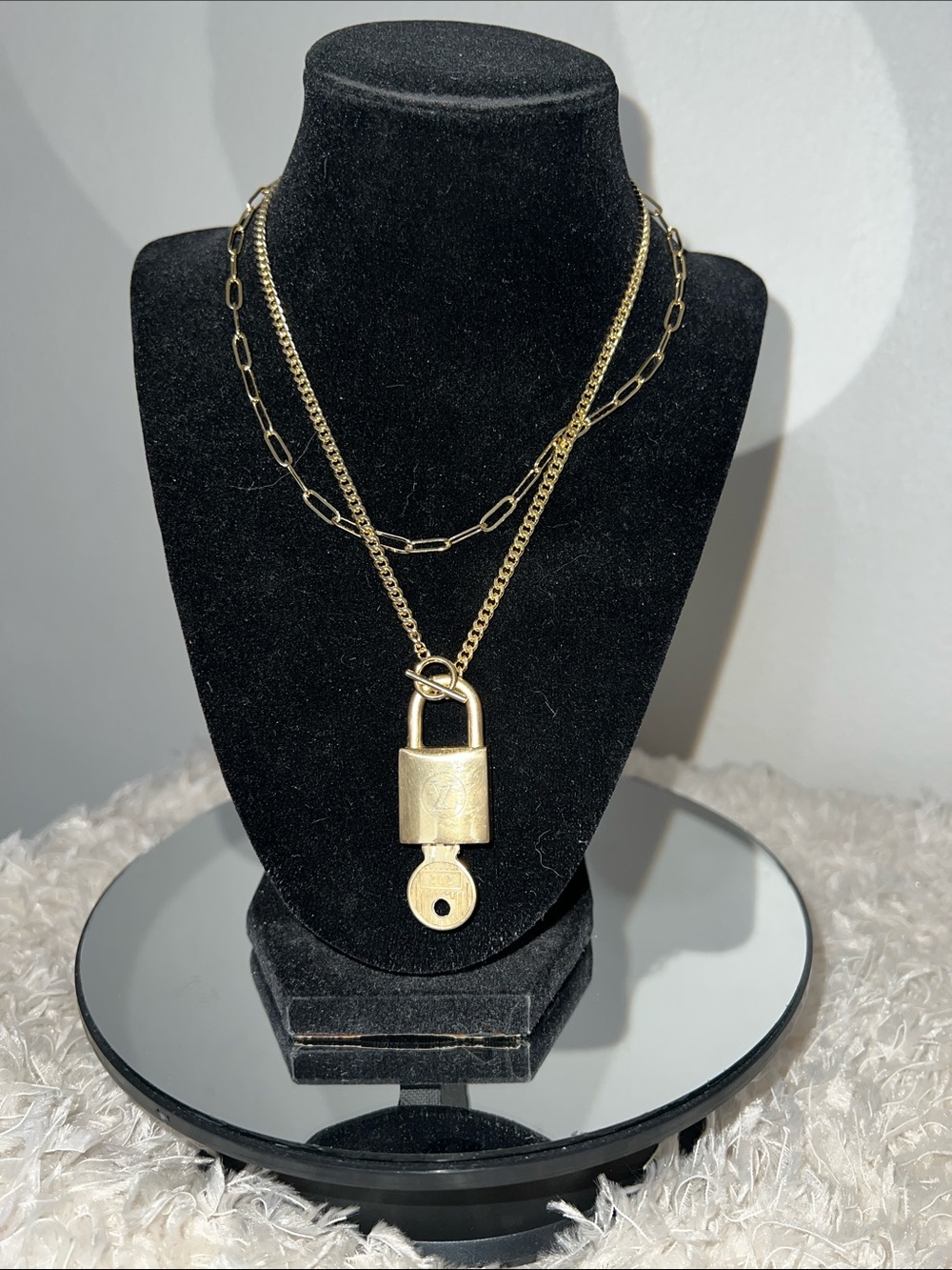Louis Vuitton Gold Lock and Key Pendant Necklace Rare #202